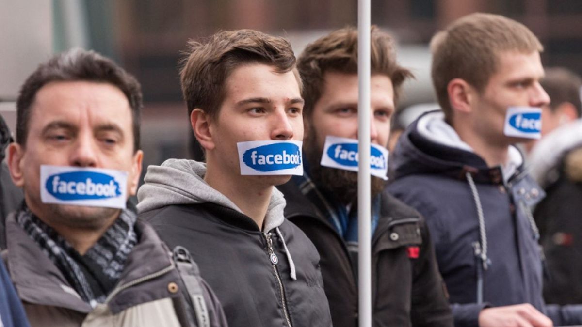 Így néz ki, amikor teljesen megőrül és vagdalkozik a Facebook algoritmusa