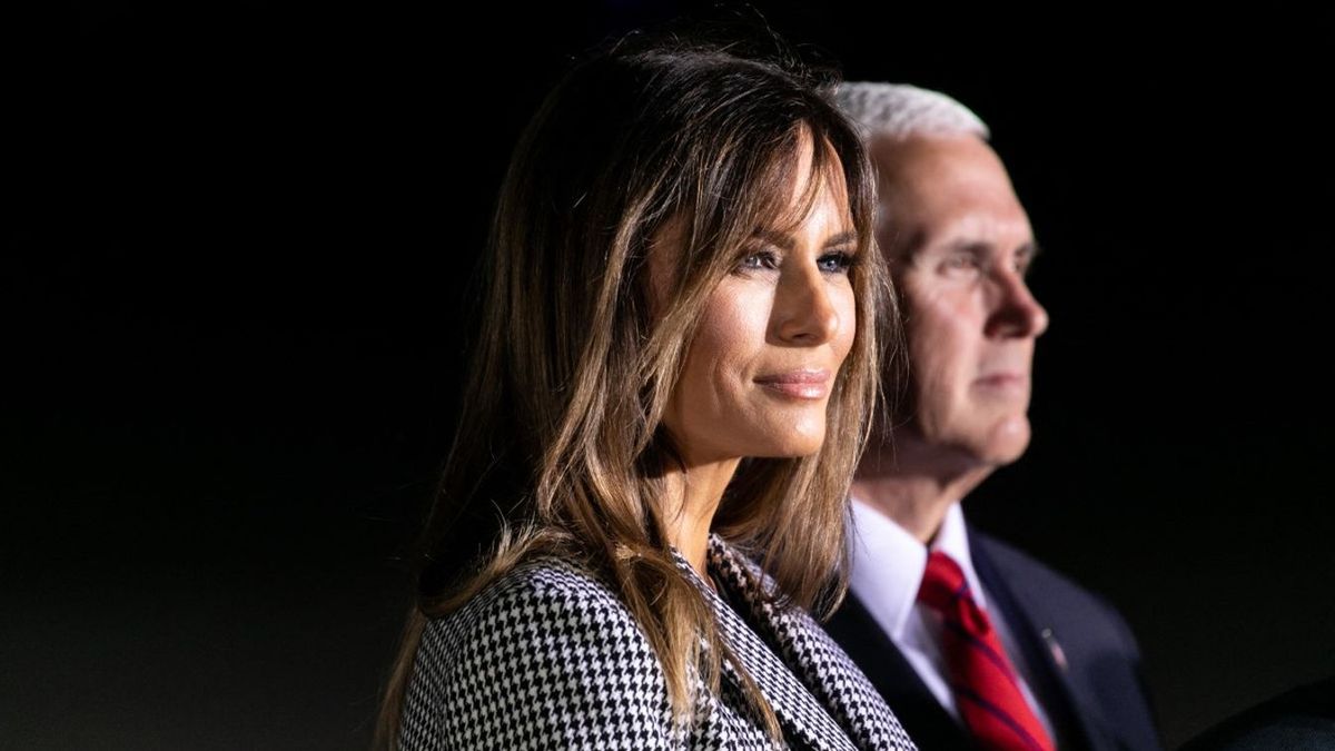 Hamarosan jön Melania Trump könyve
