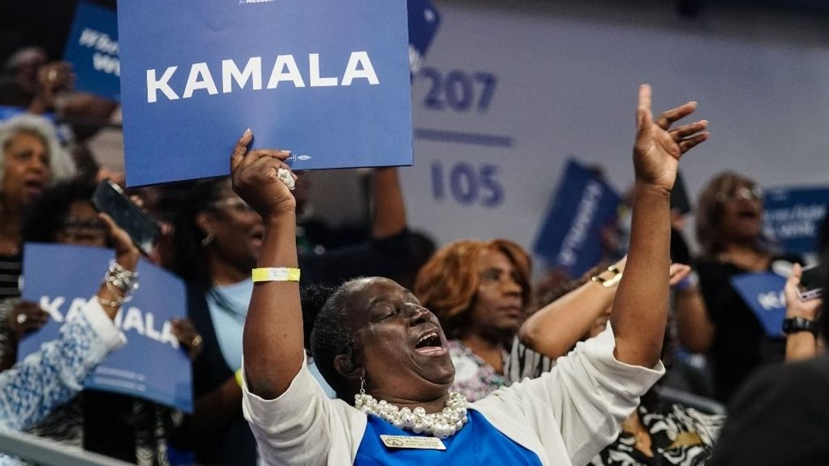 BBC: Kamala Harris vitára hívta Donald Trumpot