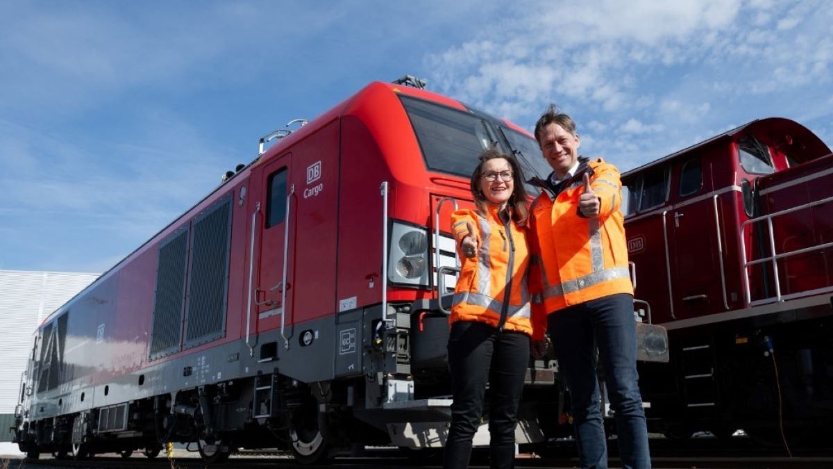 Fellélegezhetnek az ingázók: érkeznek a német dízelmozdonyok