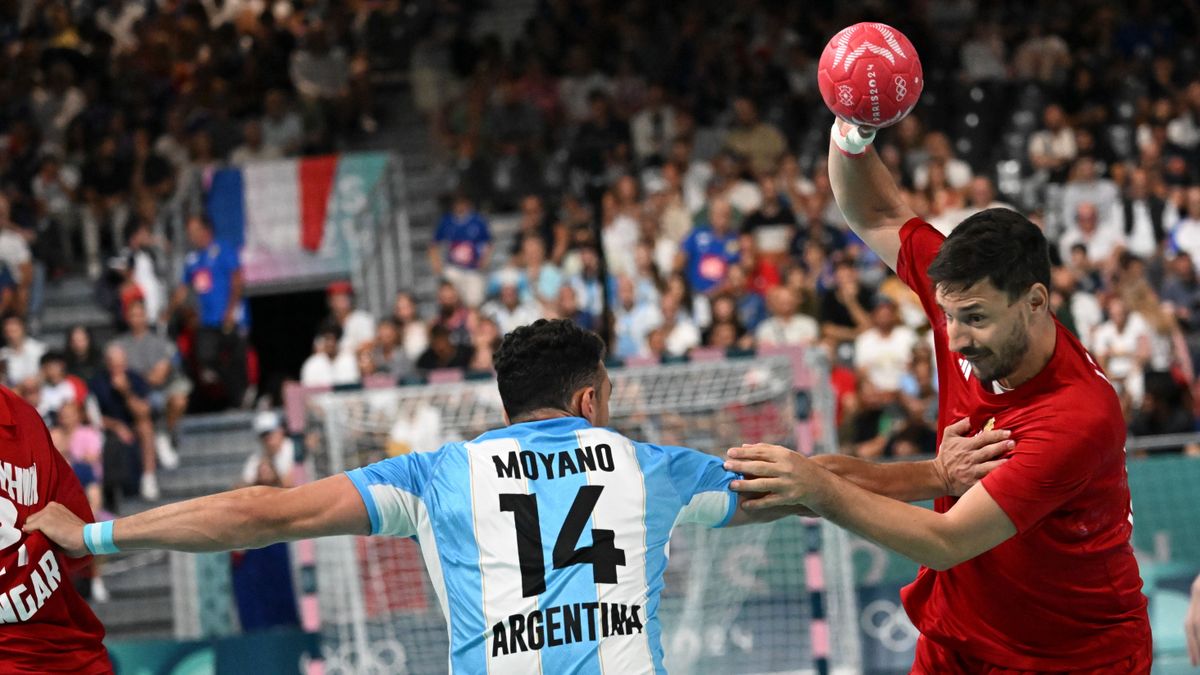 Brutális pofonokat kapott, mégis magabiztos győzelmet aratott férfi kéziválogatottunk – Magyarország - Argentína 35-25