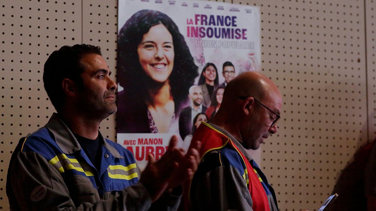 Amúgy Macron egyáltalán nem ügyetlen