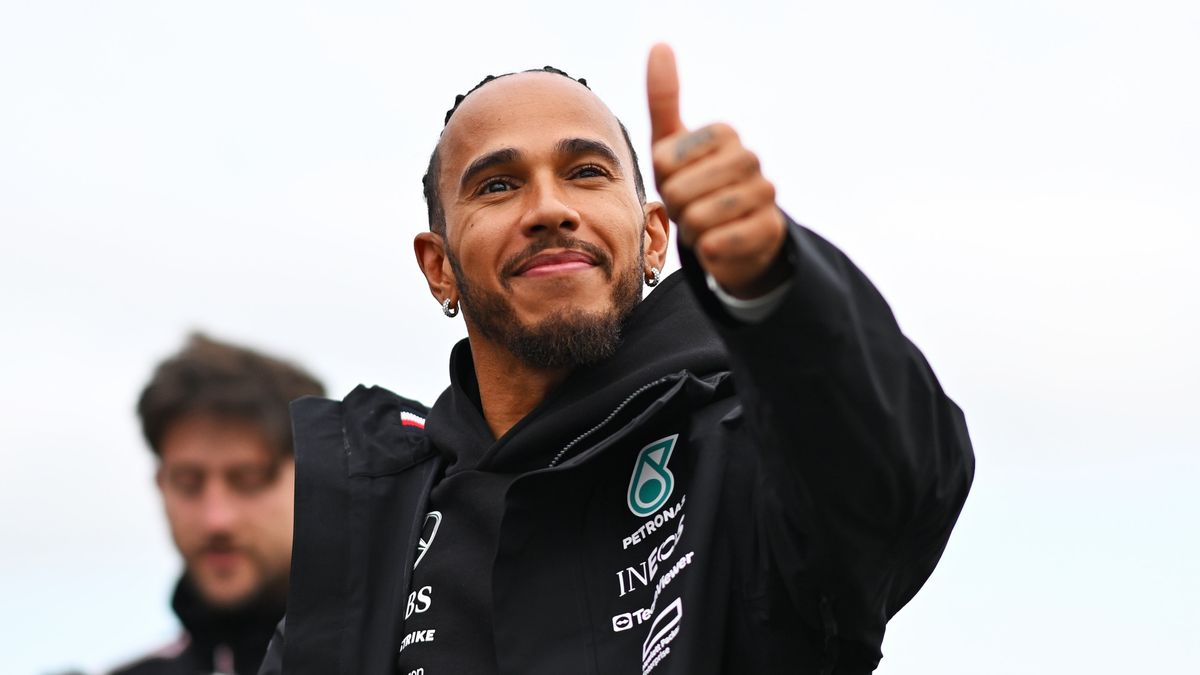 Három év után nyert újra futamot Lewis Hamilton a Forma–1-ben