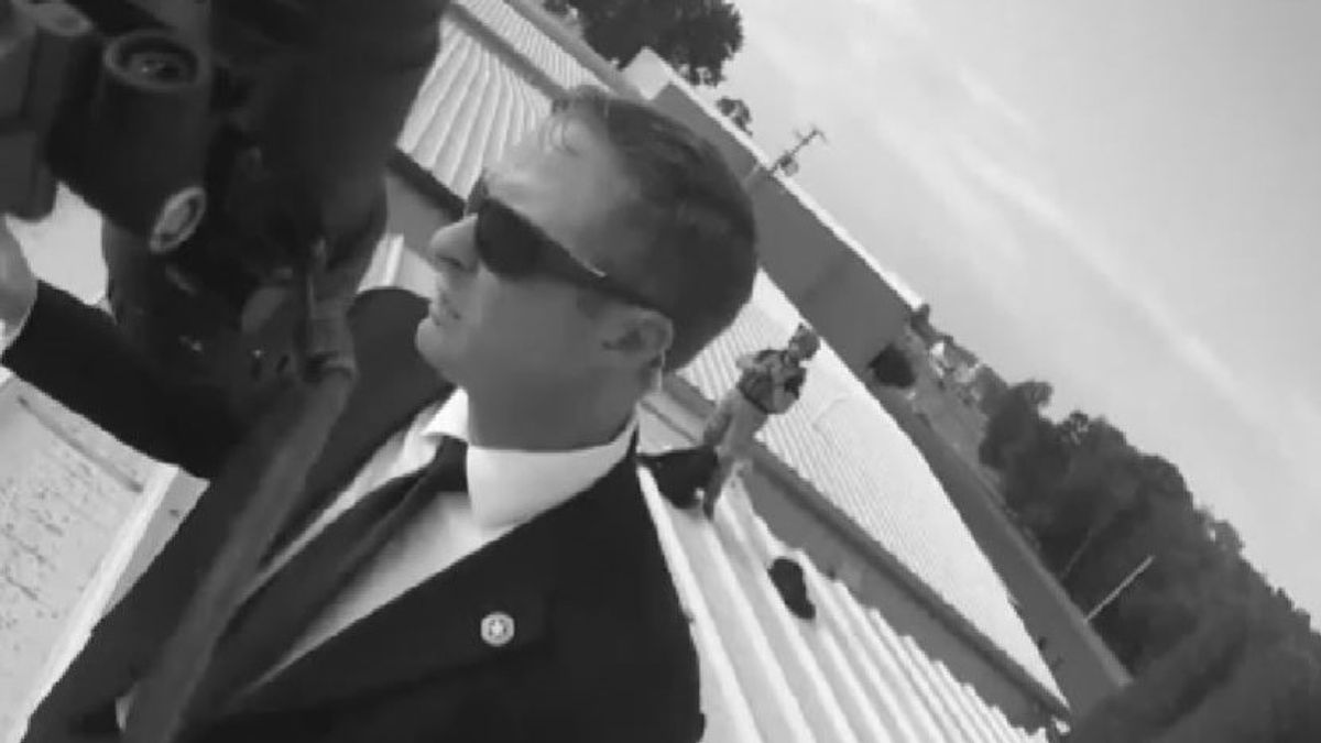 Testkamerás felvételen a Trump elleni merénylet elkövetője (videó)