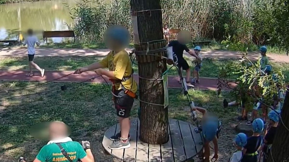 Hihetetlen: csak a nyaralása után kérne bocsánatot megrúgott kisfiútól a gyerekbántalmazó karateedző