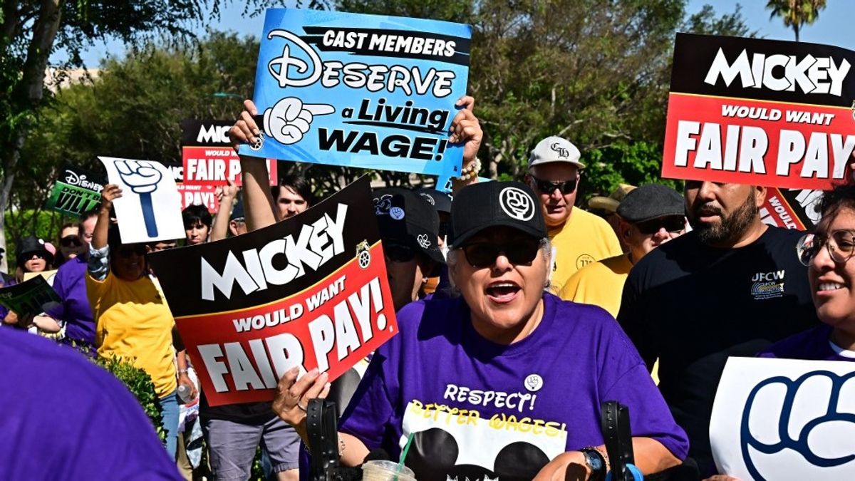 Megélhetési problémákkal küzdenek a Disney-dolgozók – több ezren vonultak utcára