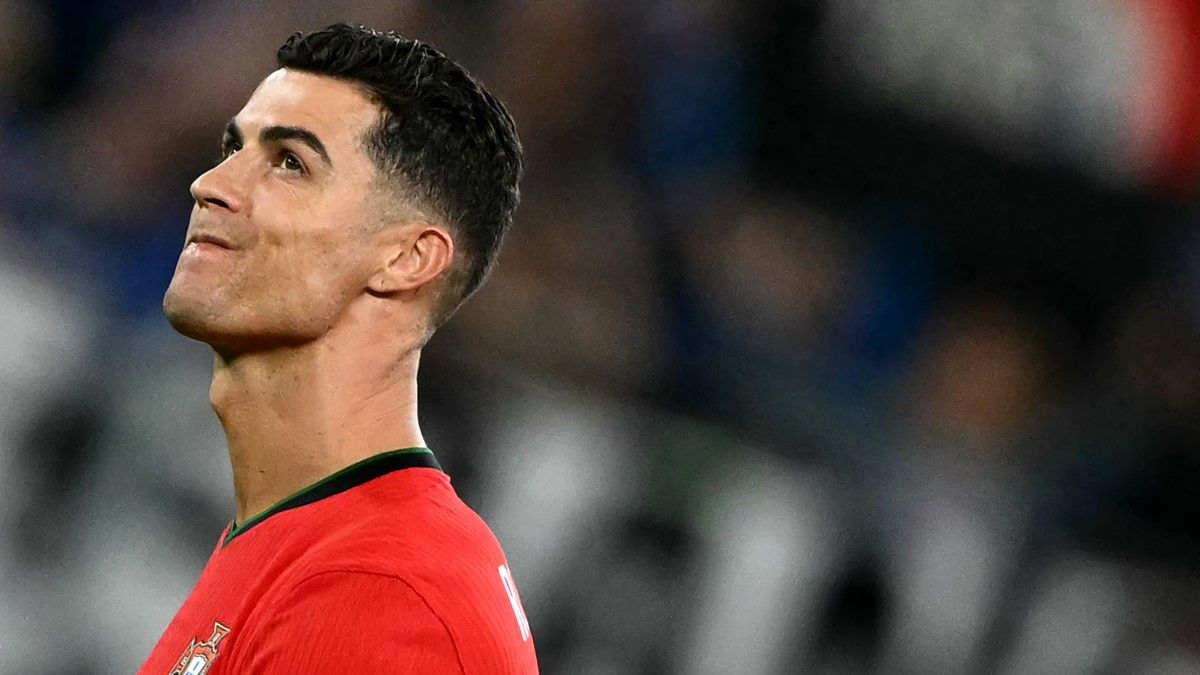Cristiano Ronaldo valósággal berúgta a YouTube ajtaját: irgalmatlan számokat produkál (VIDEÓ)