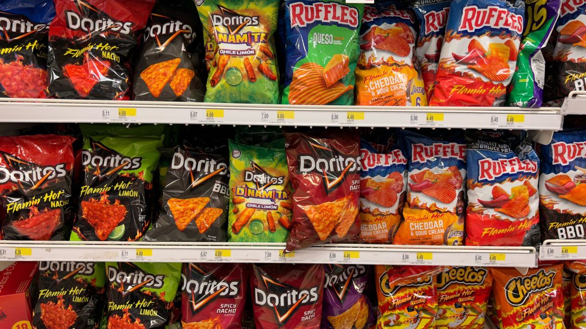 Tizennégy japán diákot juttatott kórházba egy szupercsípős chips, még Elon Musk figyelmét is felkeltette az eset