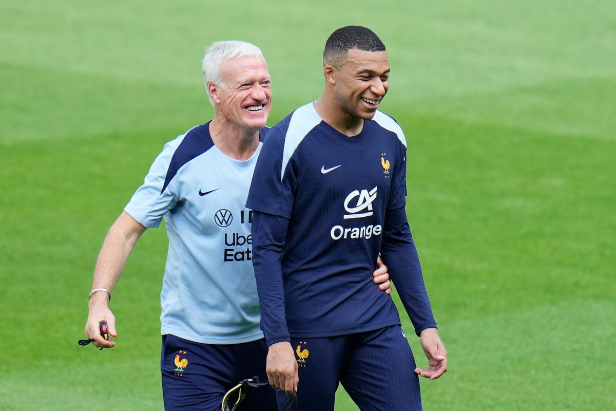 DESCHAMPS, Didier; MBAPPÉ, Kylian