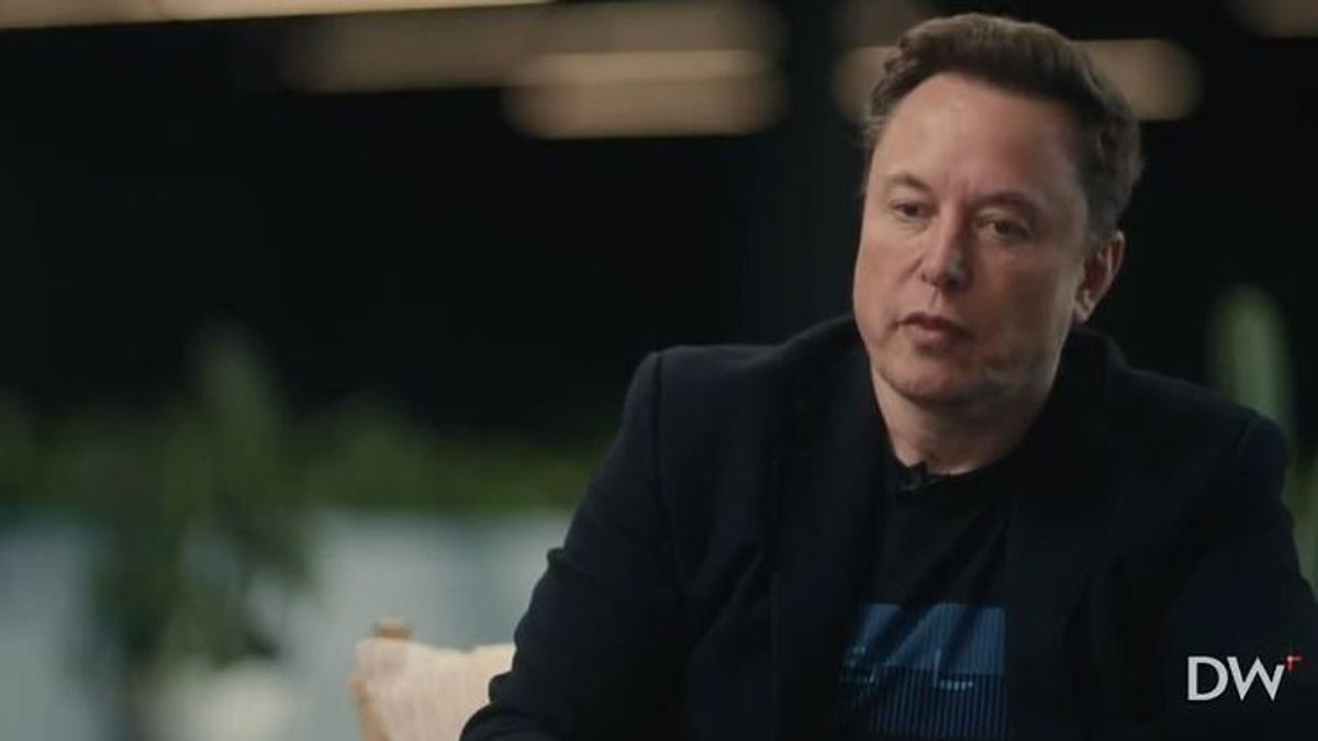 Elon Musk: A fiamat a woke-vírus ölte meg (VIDEÓ)