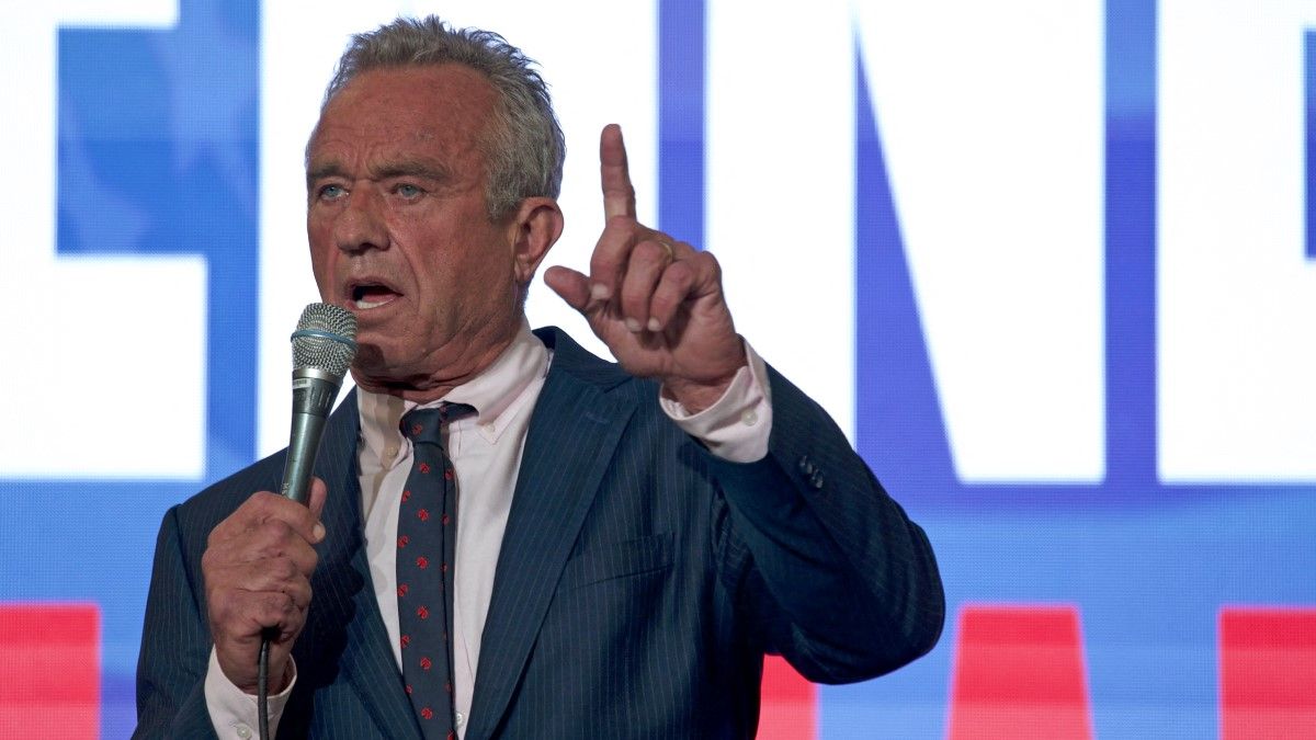 Kennedy is értékelte Joe Biden döntését: A demokraták stratégiai hibát vétenek (VIDEÓ)