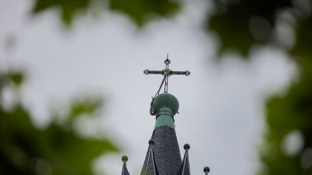 „F.sz vallás” – üzenték a keresztényeknek a templomrongáló muszlimok