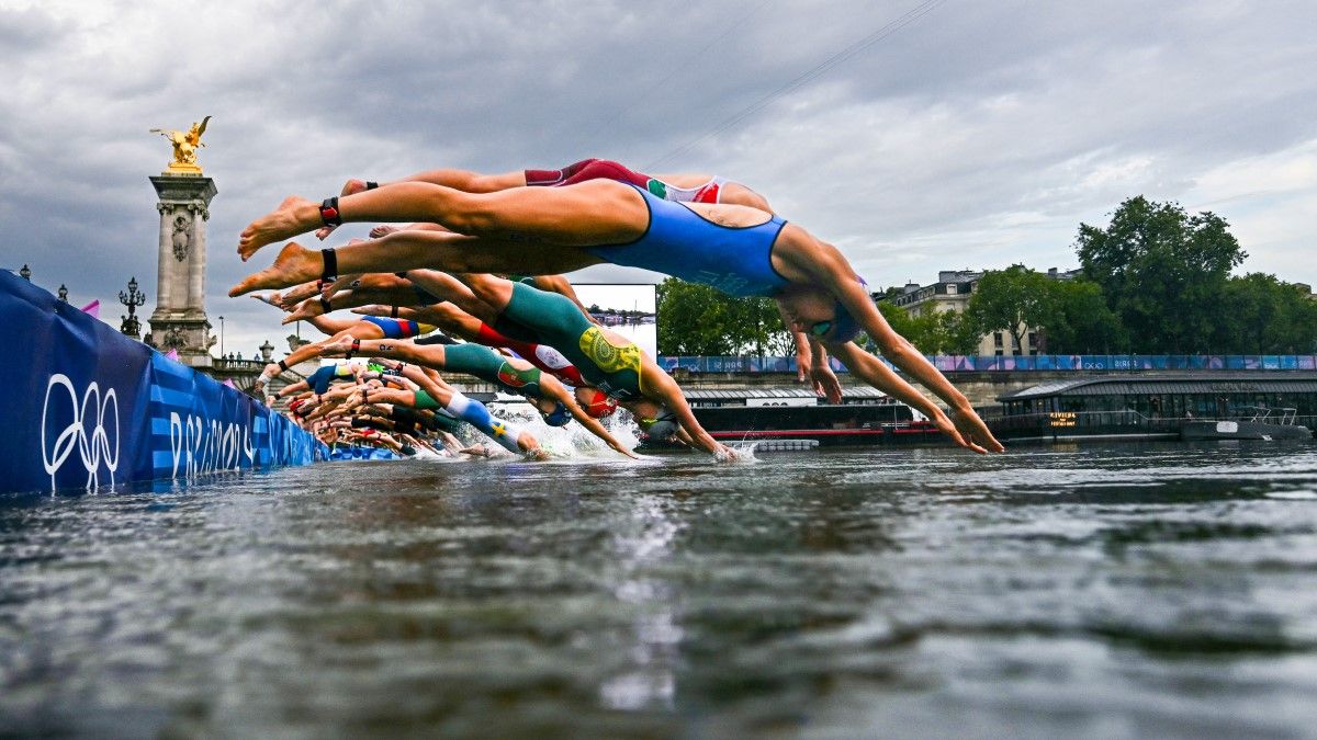 Lebetegedtek a Szajnában megúsztatott sportolók, változtatni kell az olimpián