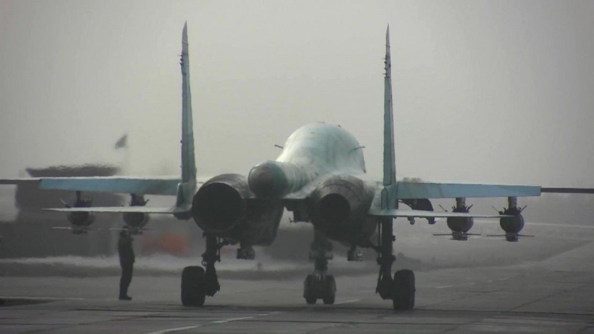 Féltonnás légibombán üzent az orosz pilóta az ukránoknak (VIDEÓ)