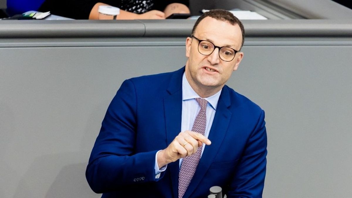 Szóról szóra azt gondolja a CDU-alelnök a migránsokról, amiért Magyarországot rommá büntették (VIDEÓ)