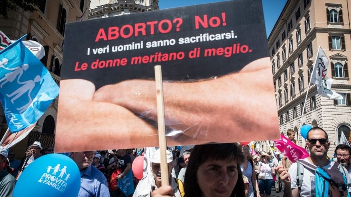 Az abortuszról vitatkozik Olaszország