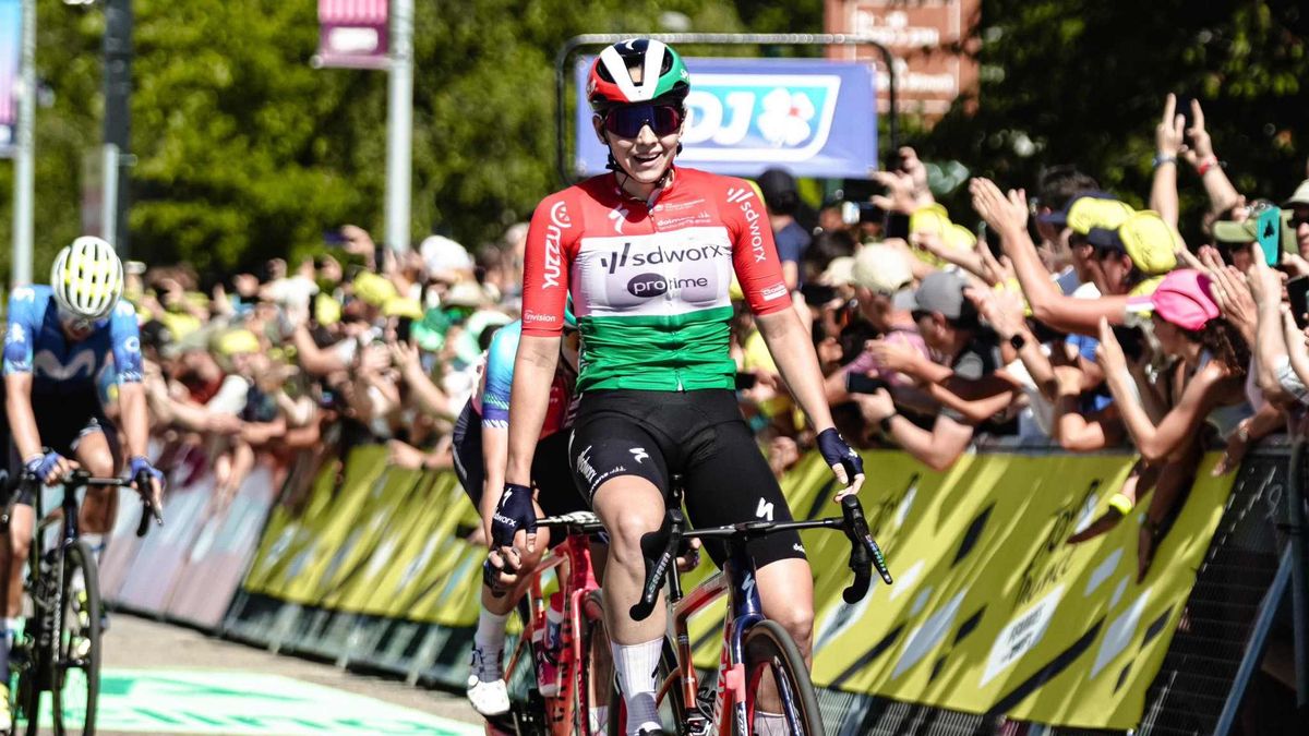 Egészen elképesztő: Vas Kata Blanka szakaszt nyert a Tour de France-on! (VIDEÓ)