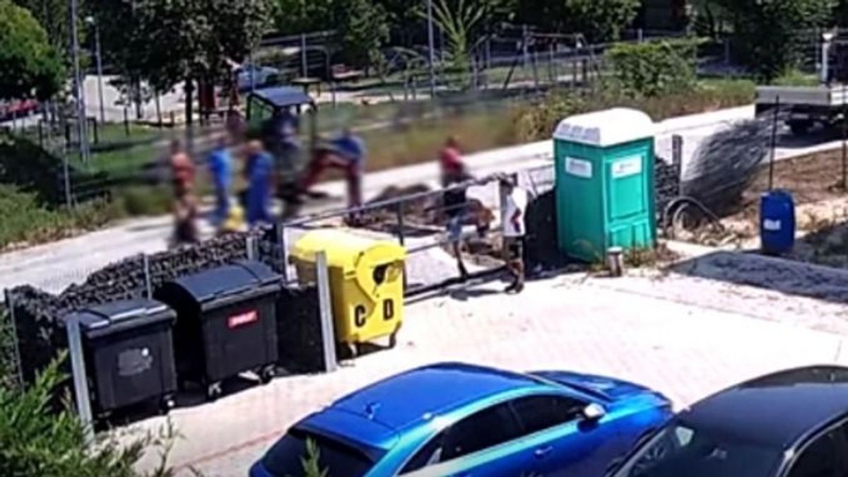 Nem értett vele egyet, átugrott a kerítésen és pofon vágott egy buszsofőrt egy férfi Érden
