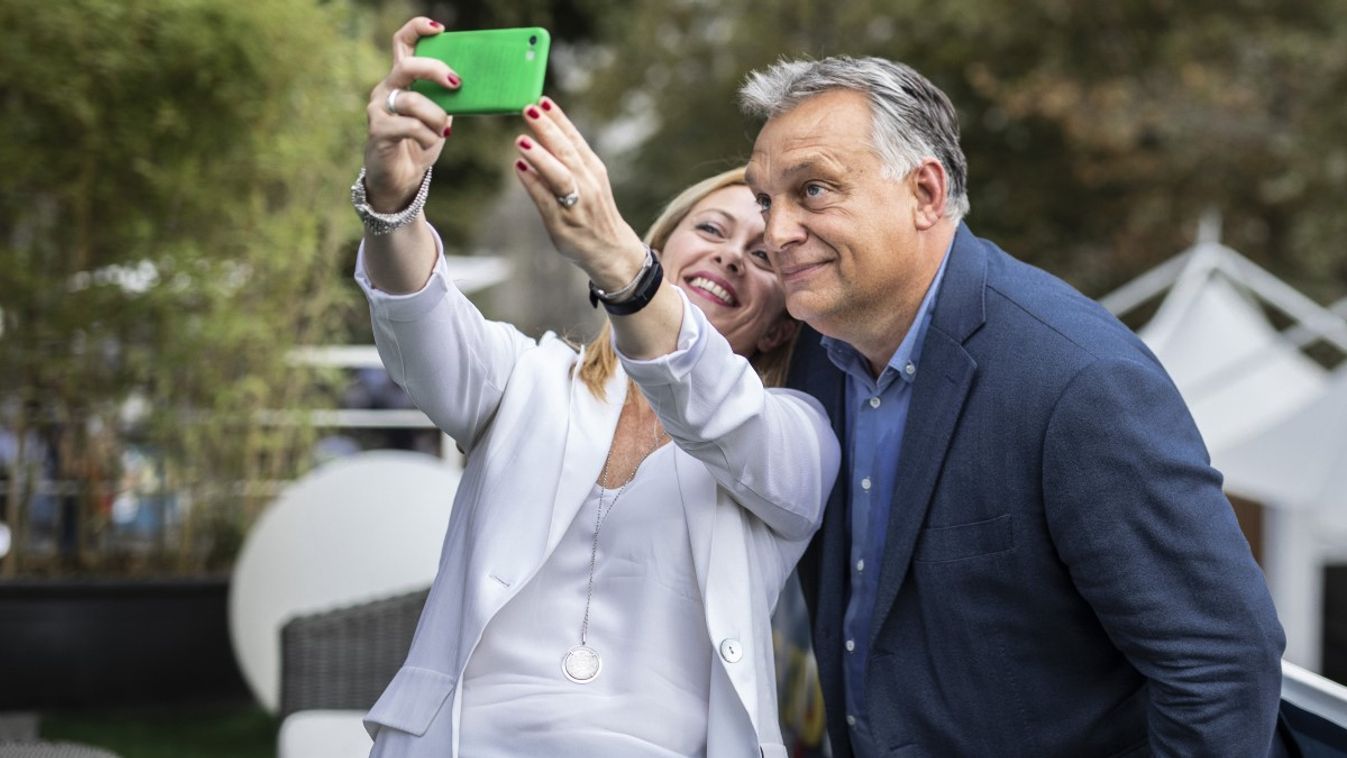 Orbán Viktor és Giorgia Meloni olasz miniszterelnök