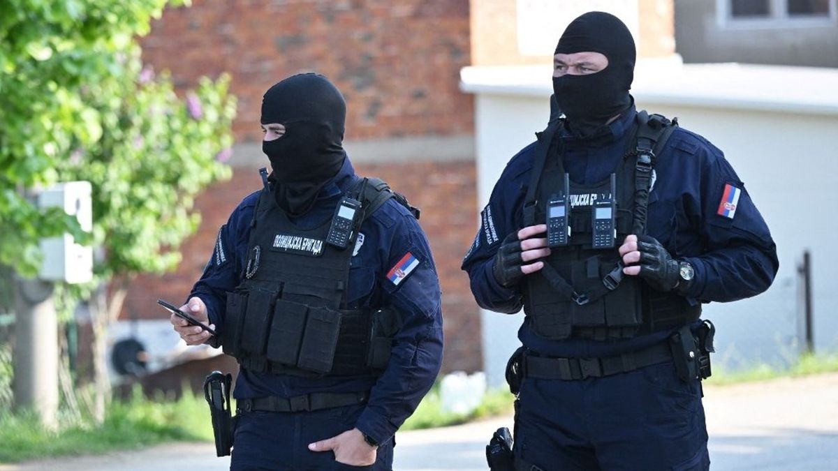 Fegyveres összecsapás Szerbiában: lelőttek egy iszlamista terroristát a rendőrök