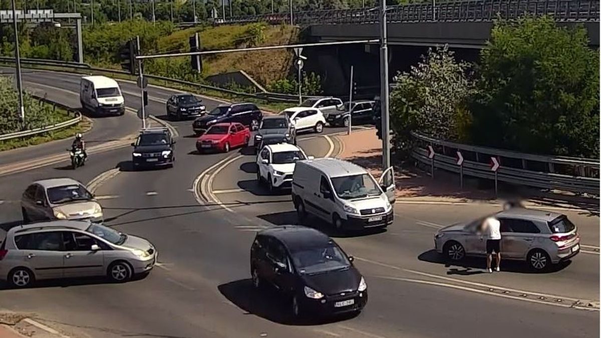 Nem hiszi el: szembe hajtott csúcsforgalomnál az M0-s mellett, ez lett belőle