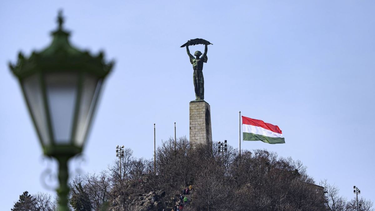 A kereszt a Citadellán üzenet: ez az ország a miénk, azt csinálunk vele, amit akarunk