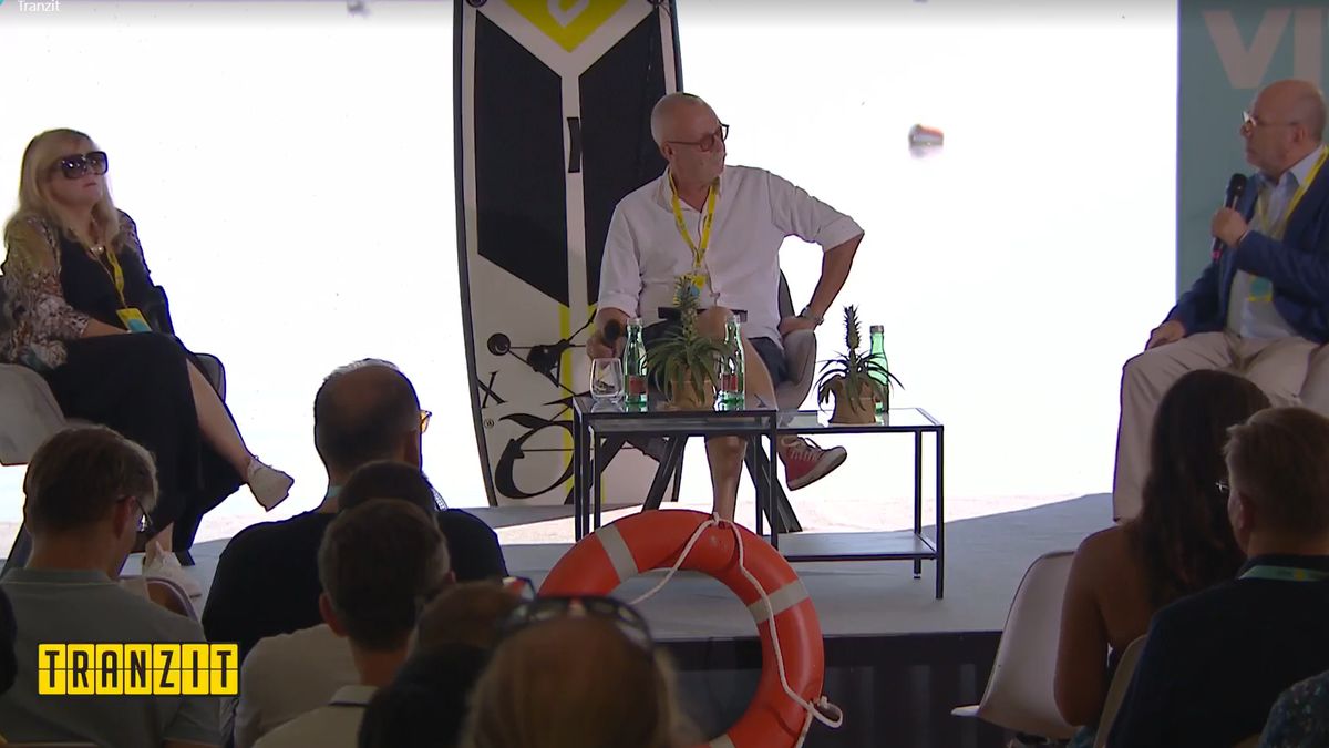 Világrendszer-váltás a Tranziton is: Schmidt Mária és Hack Péter beszélgettek