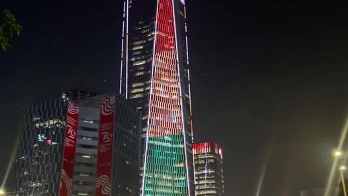A magyar államiság tiszteletére nemzeti színekbe borult a Telkom Landmark Tower Jakartában