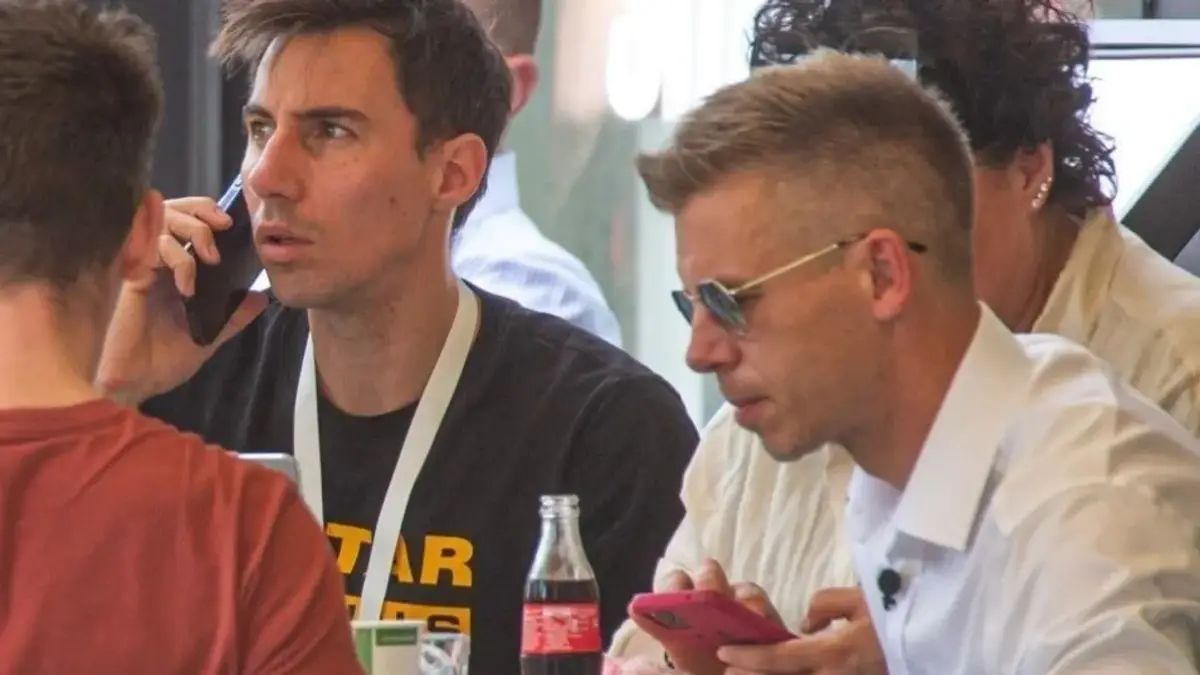 Elemző: ezért nem engedi vitázni politikustársait Magyar Péter
