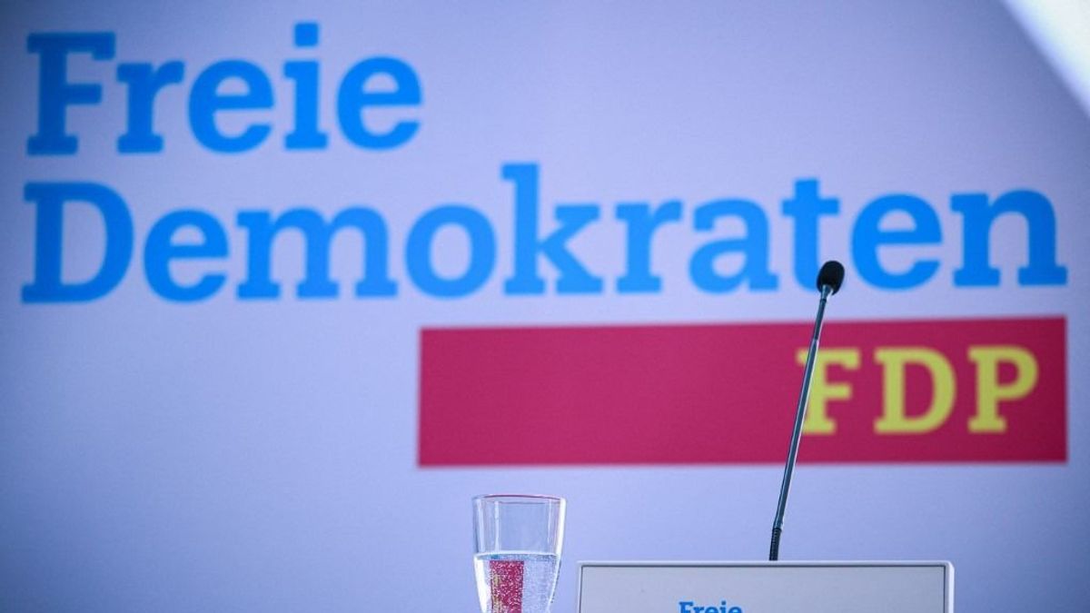 Olaf Scholz nem tudott nyugodtan nyaralni, inog a német koalíció