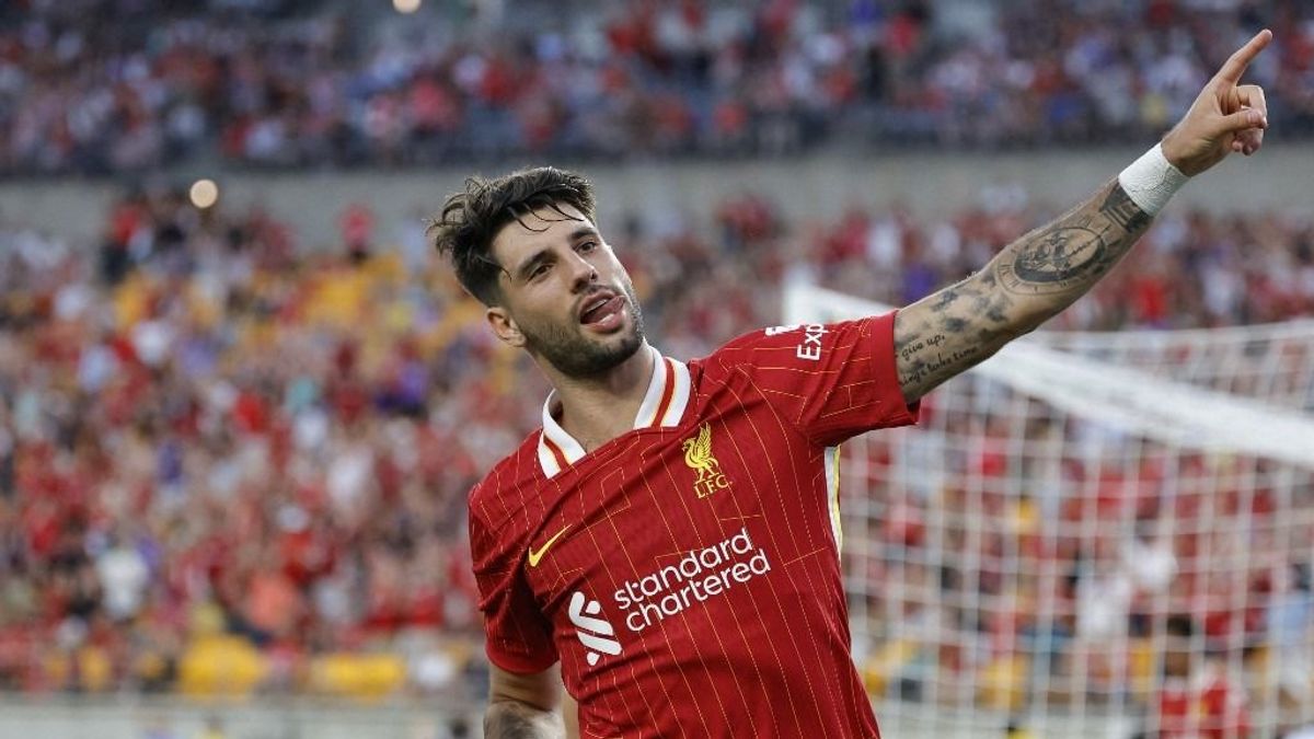 Megújult, élvezi a futballt – Szoboszlairól áradozik a Liverpool legendája