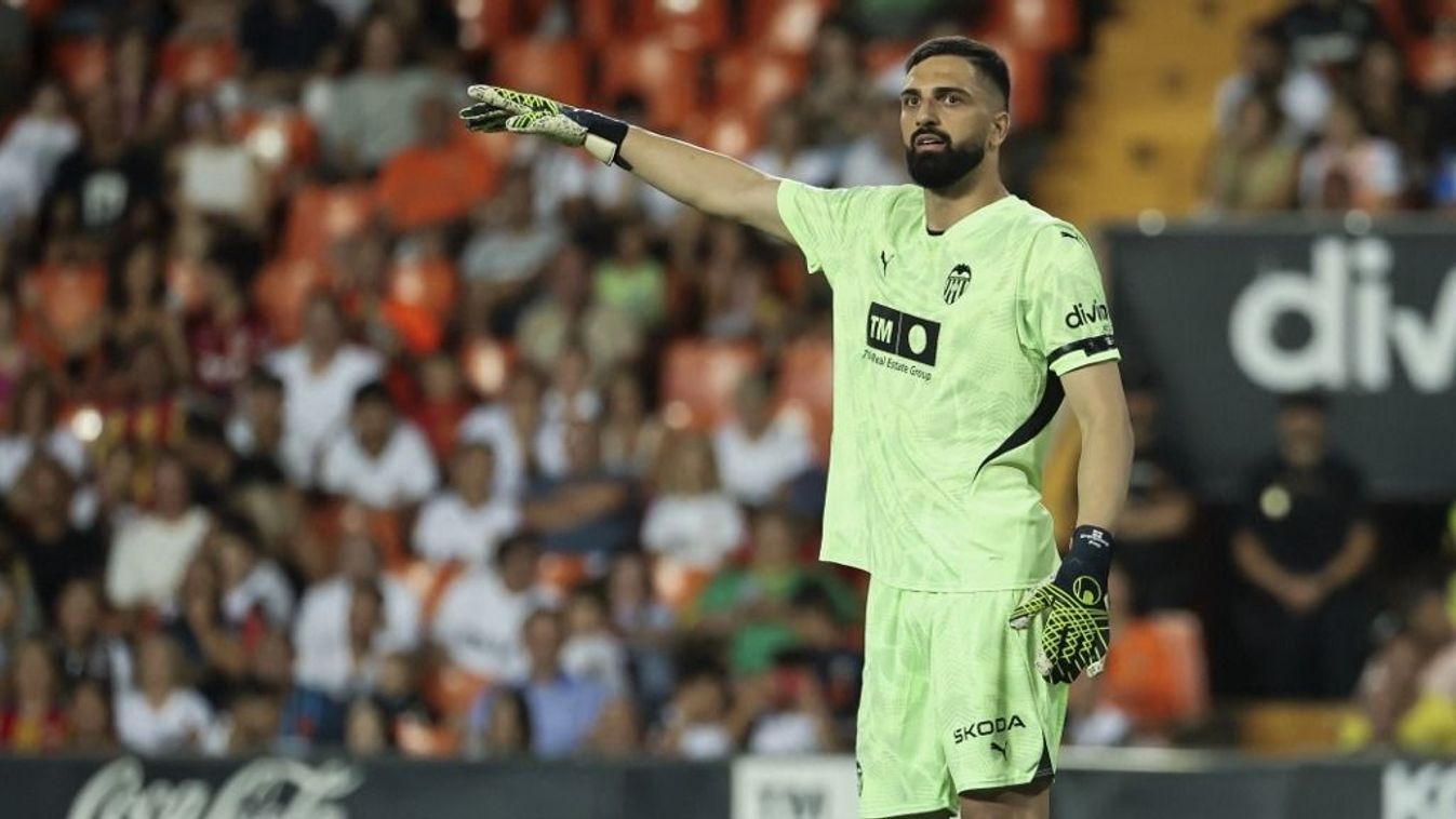 Valencia CF v Eintracht Frankfurt - Trofeu Taronja