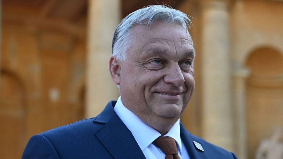 Már a folyosókon is Orbán Viktort figyelik, pontosan tudják, mi a terve