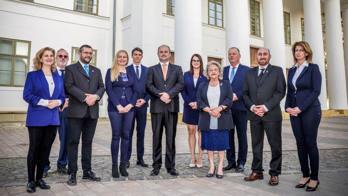 A szekszárdiak az elmúlt öt év botrányai ellenére a Fideszre bízták a város vezetését – megtudtuk, miért