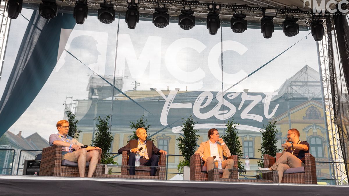 A neoliberálisok készülnek a végső leszámolásra a „gonosz autokráciákkal”