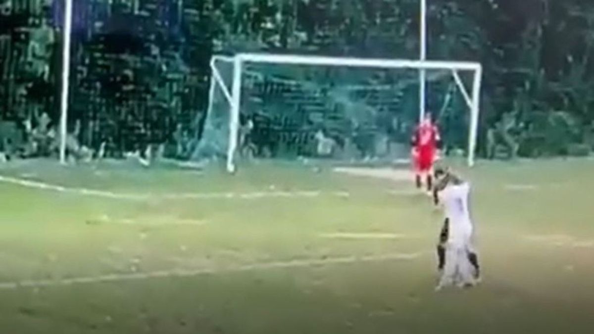 Három és fél évre tiltották el az ellenfelét leütő korábbi NB I-es futballistát! (VIDEÓ)