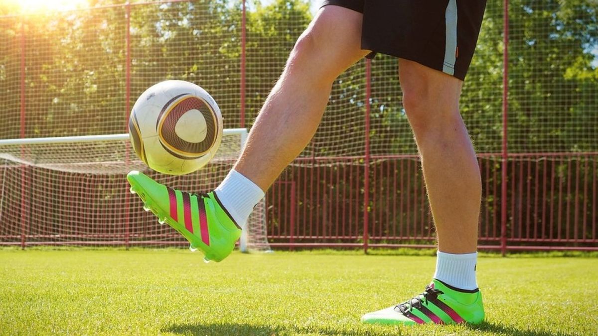 Újabb magyar futballista tehetség szerződött Angliába