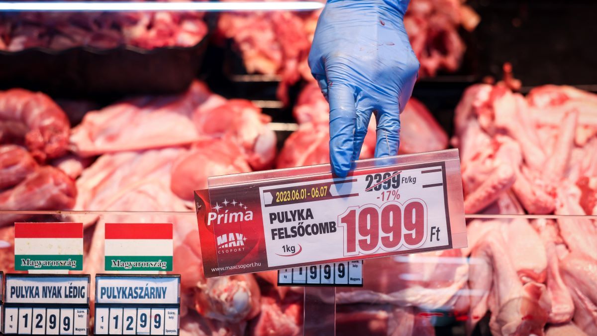 Össztűz alá vették a multik a kormányt és a magyar családokat?