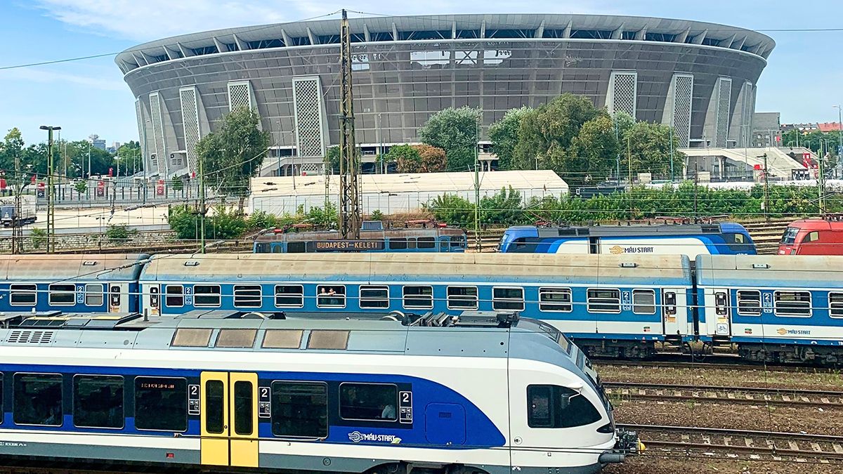 Jön Lázár János, új időszámítás kezdődik a MÁV-nál – állampolgári alapjog lesz a közlekedéshez való jogból