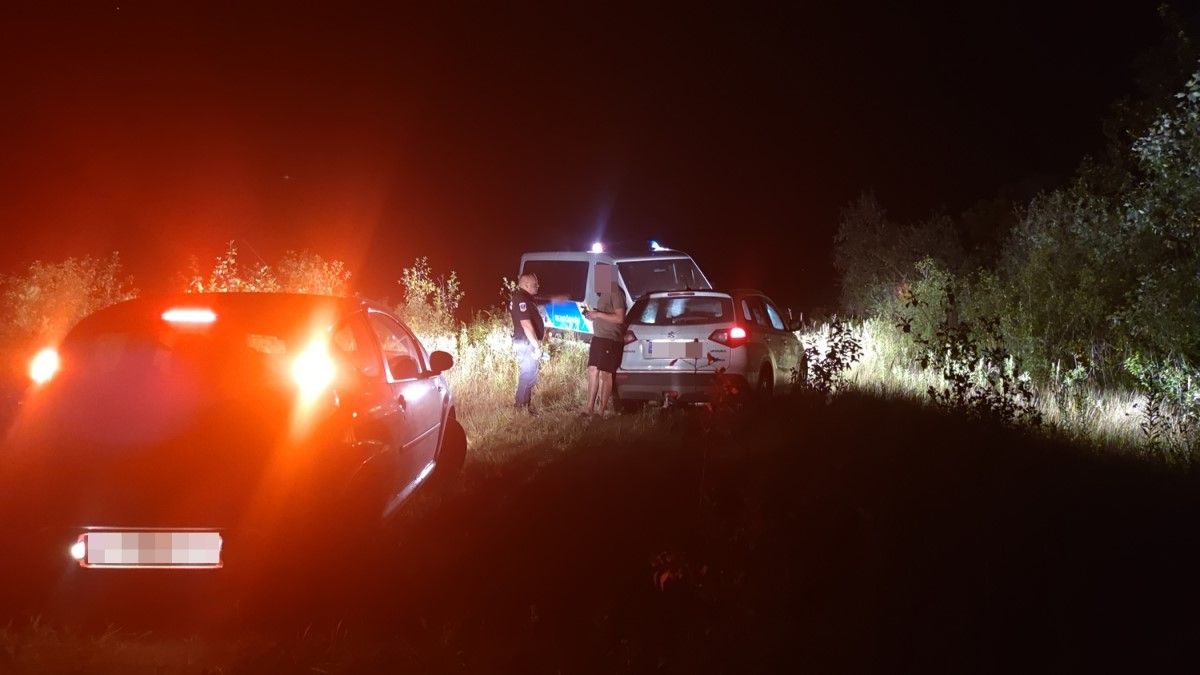 Földútra terelték a forgalmat, a sofőr órákat bolyongott az alföldi tanyavilágban