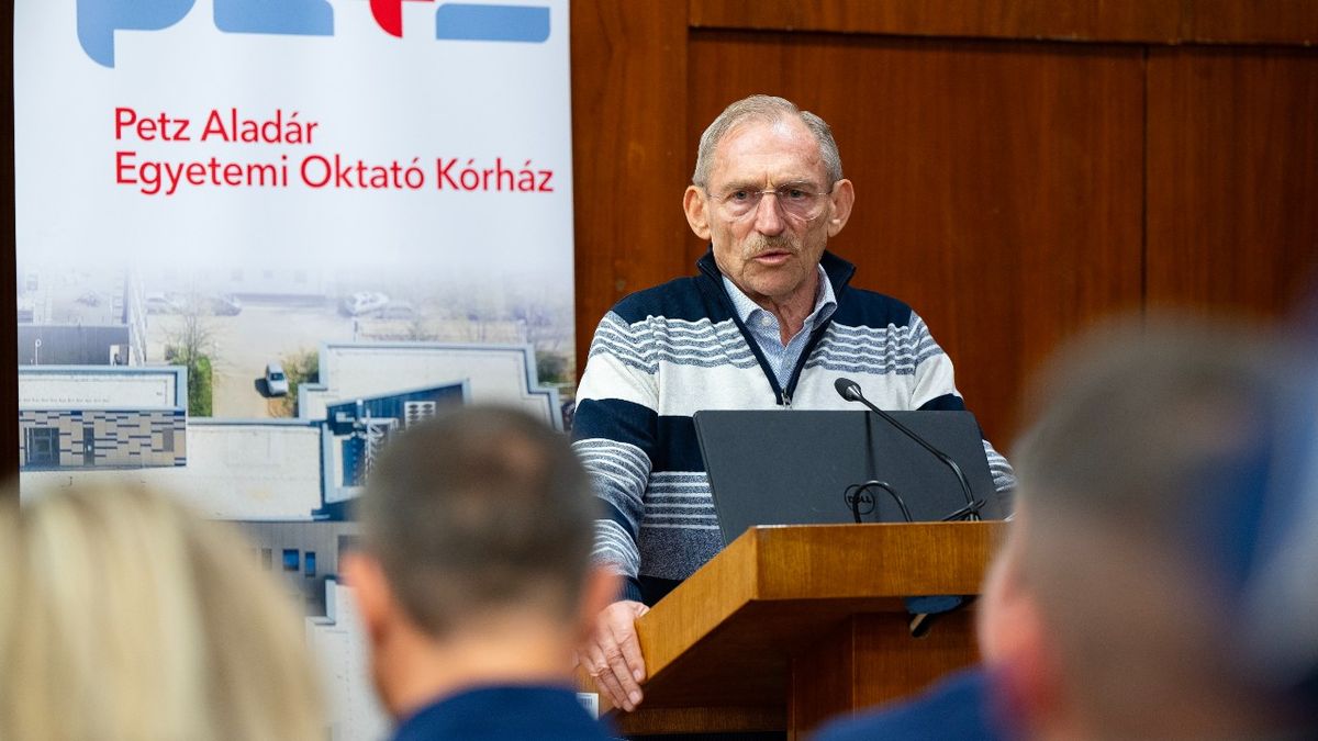 Pintér Sándor az árvízről: Rekordközeli lesz a vízszint, de felkészültünk