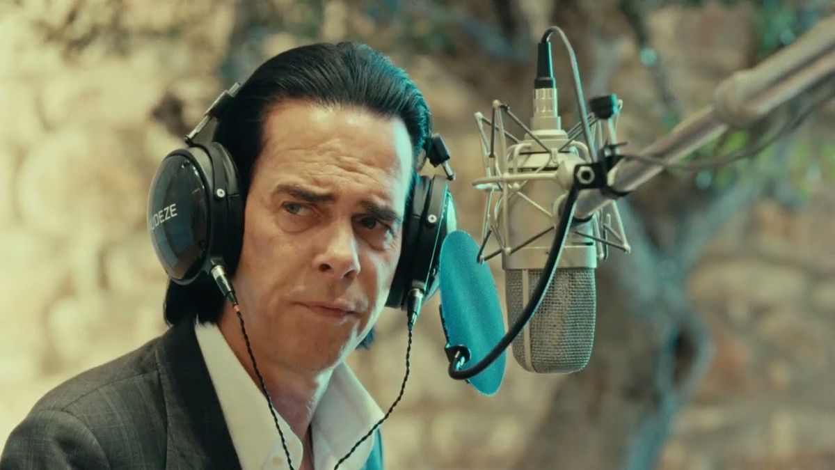 Nick Cave-vel a partra ülni és vele együtt énekelni a tó dalát páratlan élmény – itt a Wild God