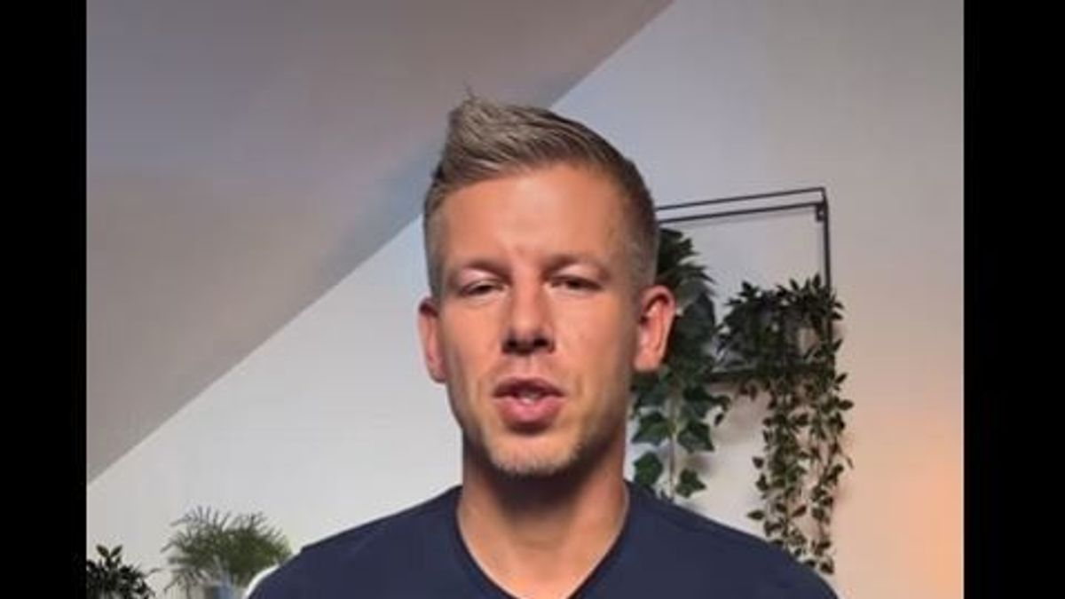 Magyar Péter a III/III-as ügynökökről: Lehallgattak családokat, akár férj a feleséget (VIDEÓ)