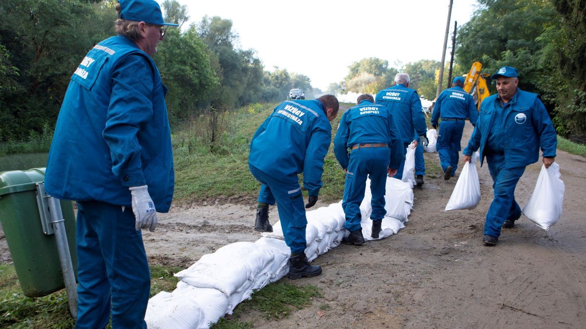 A víz szalad, de a sivatag marad