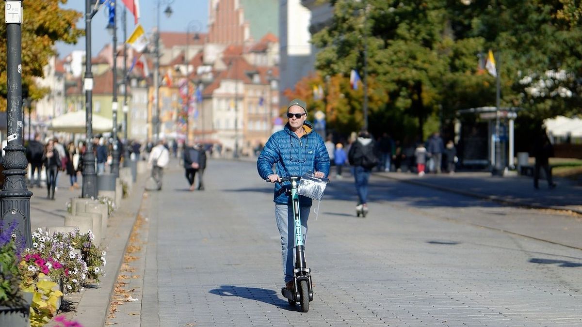 Hagyományos vagy elektromos roller? Merre guruljunk a jövőbe? (X)
