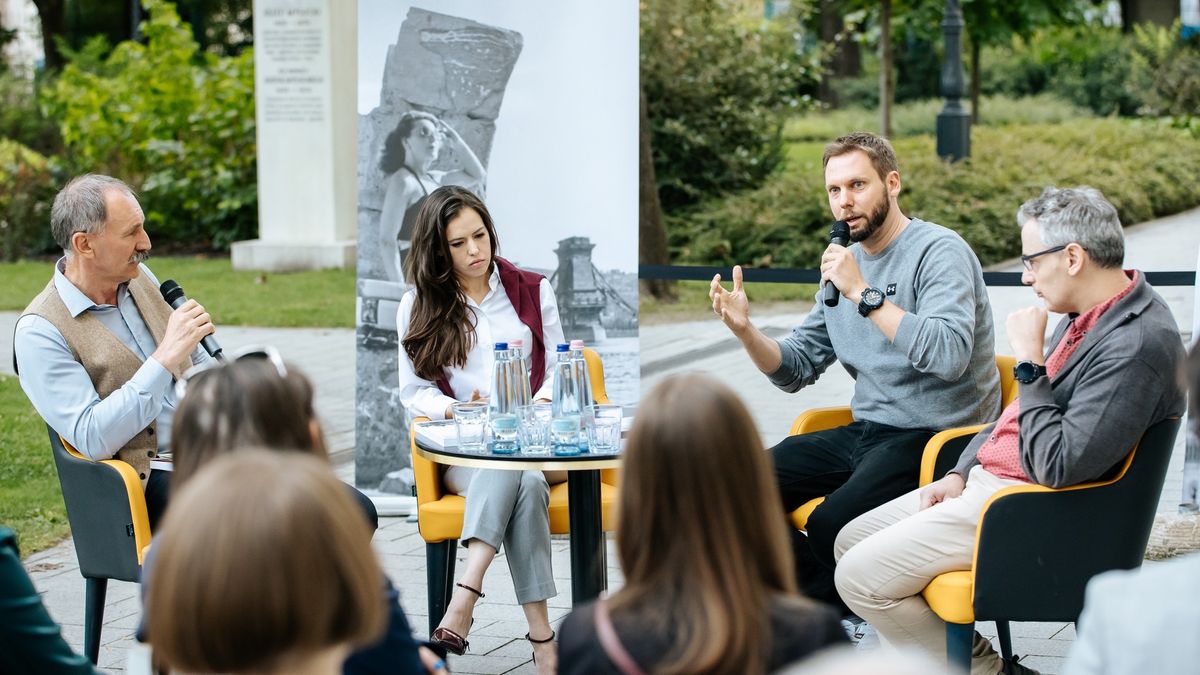 A technológiai fejlődés összmérlege negatív – bemutatták az új Kommentárt!