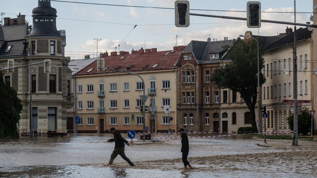 Elesett a vasúti közlekedés Budapest és Berlin között a csehországi áradások miatt