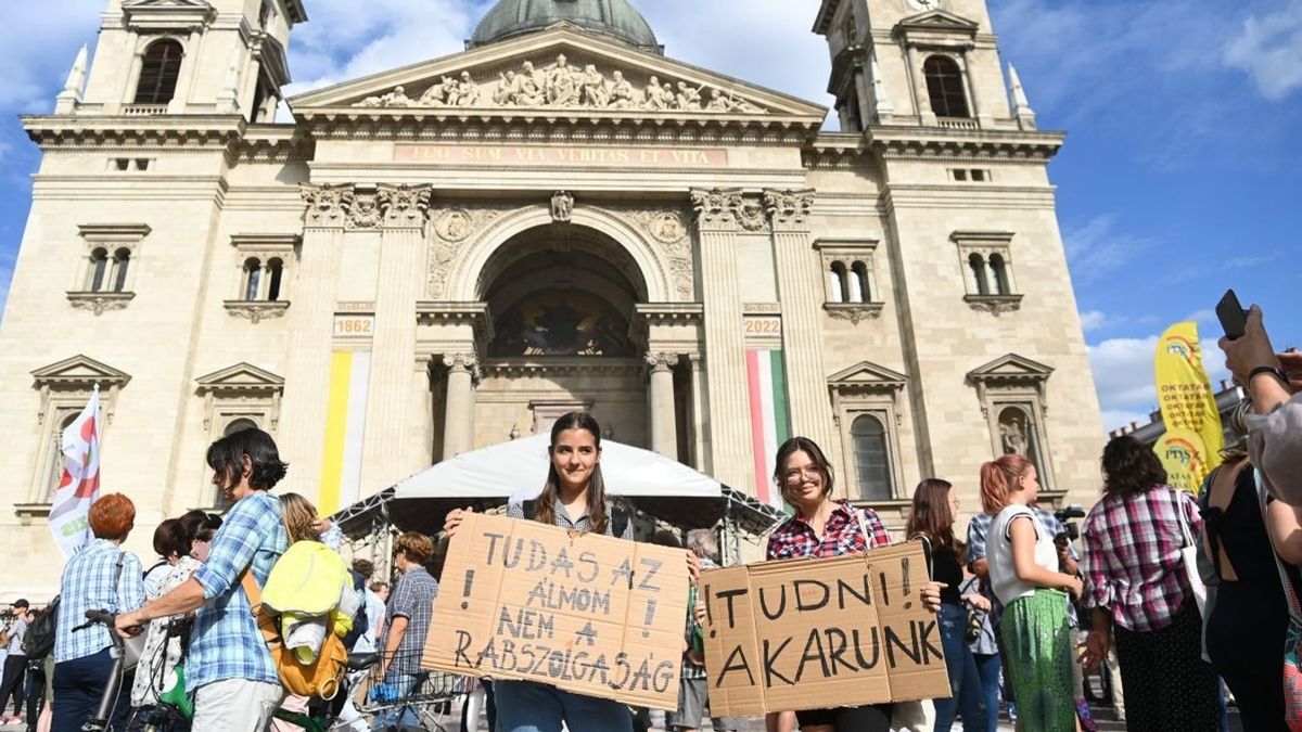 Itt van az ősz, jöhet a harc a diktatúra ellen