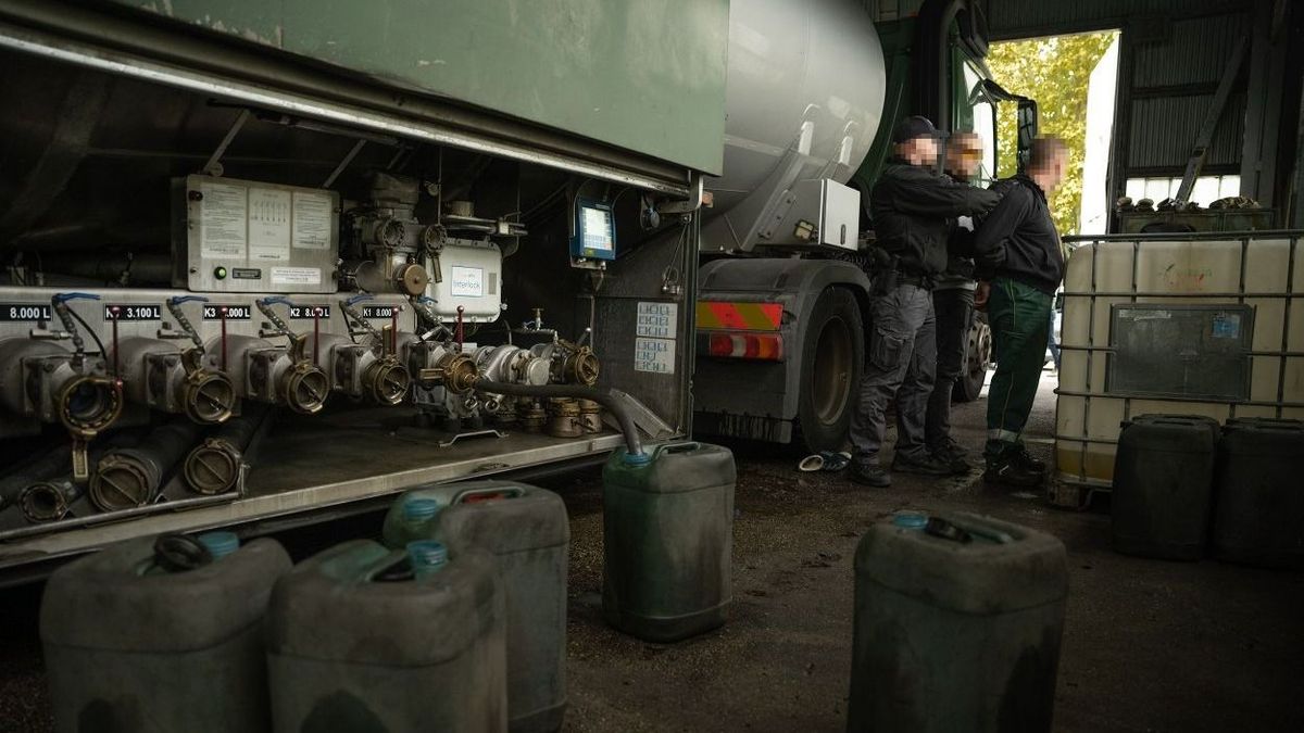 Hallott már ilyet? Illegális benzinkutat kapcsoltak le a rendőrök