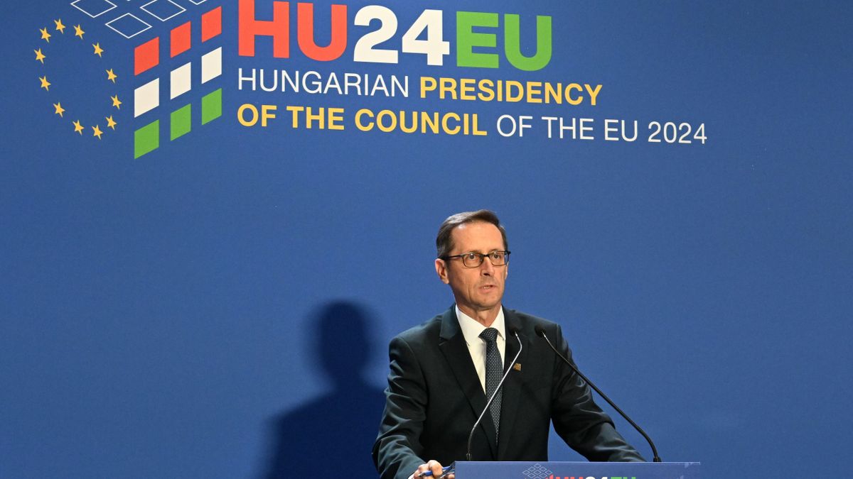 Bojkottal riogattak, mégis minden ország képviseltette magát a budapesti EU-s találkozón